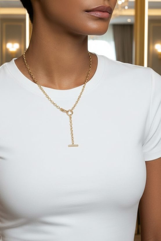 Collier cravate Kalithéa en plaqué or 18 carats — Vogue Française