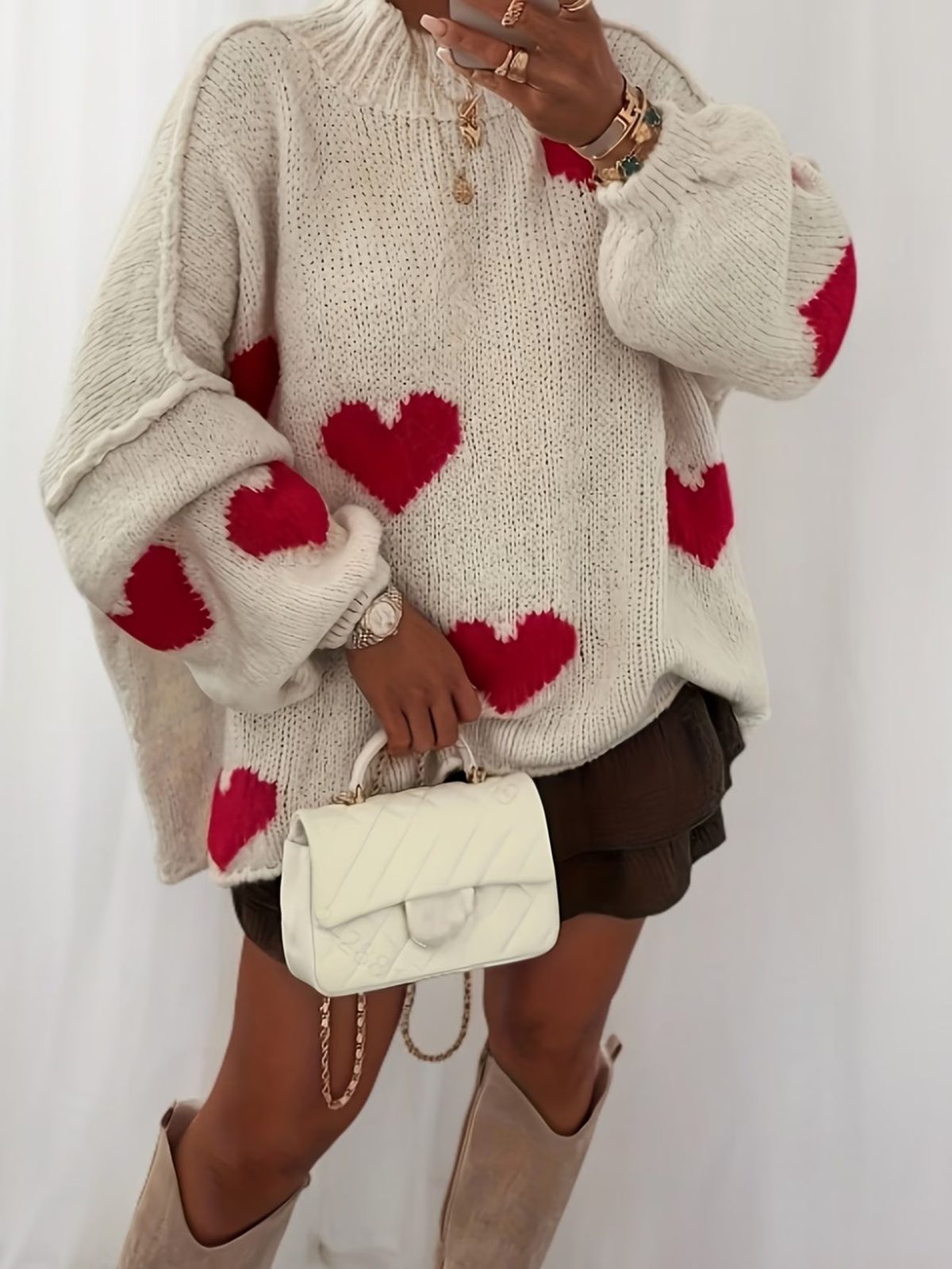 Pull Cœur Saint Germain Élégance Parisienne — Vogue Française